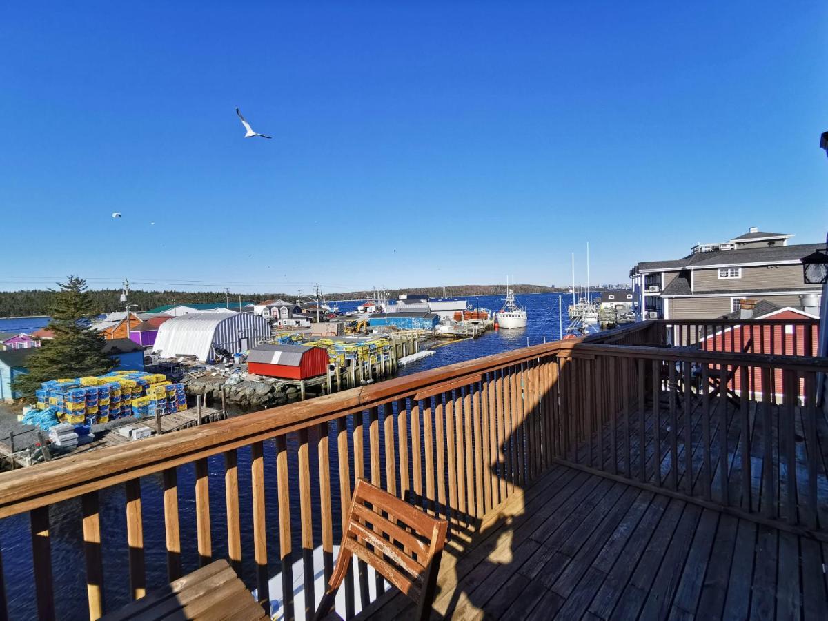 The At Fisherman's Cove Inn