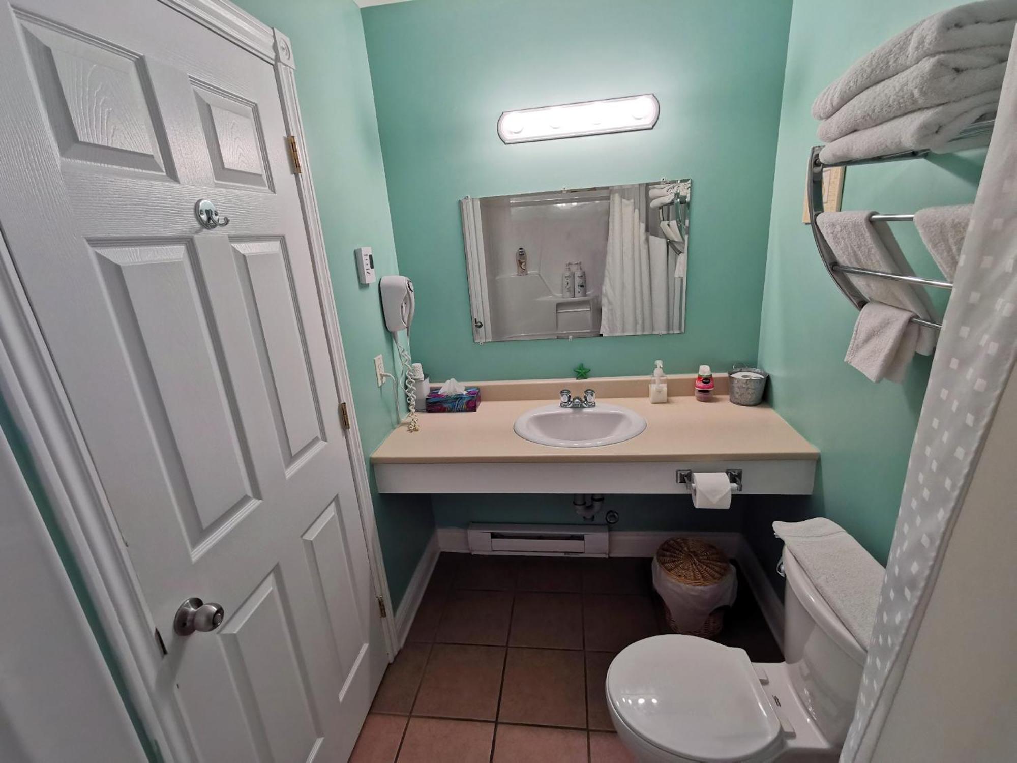The At Fisherman's Cove 4* Eastern Passage